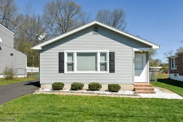 72A Pine Street, Bridgewater Twp., NJ 08807