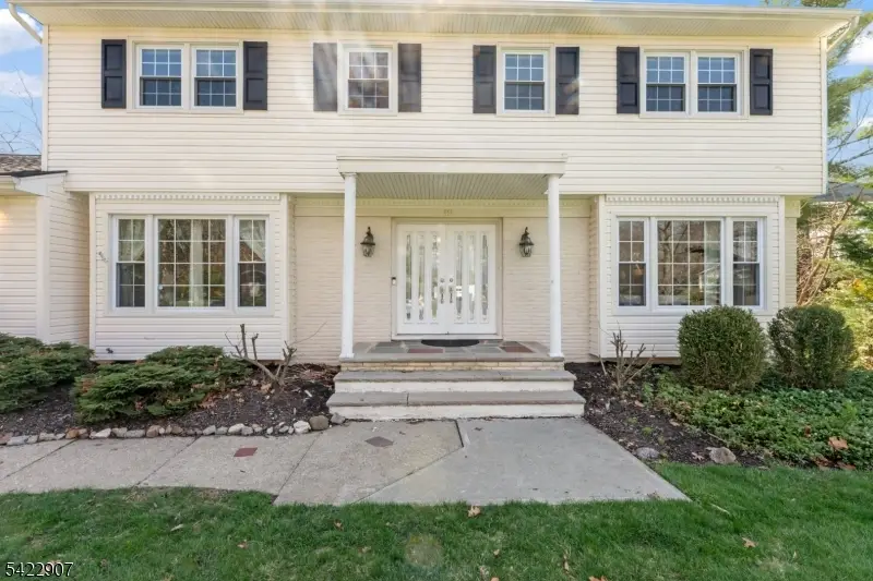 19 Breton Dr, Montville, NJ 07058 - #2