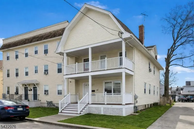 84 W Cherry St, Rahway, NJ 07065 - #2