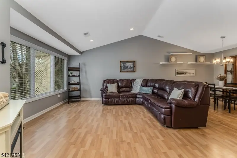 4 Troon Ter, Clinton, NJ 08801 - #2