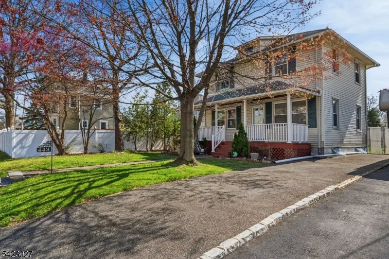 443 Wheatsheaf Rd, Roselle, NJ 07203 - #2