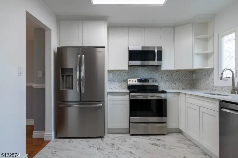 1502 William And Mary Cmn, Hillsborough, NJ 08844 - #2