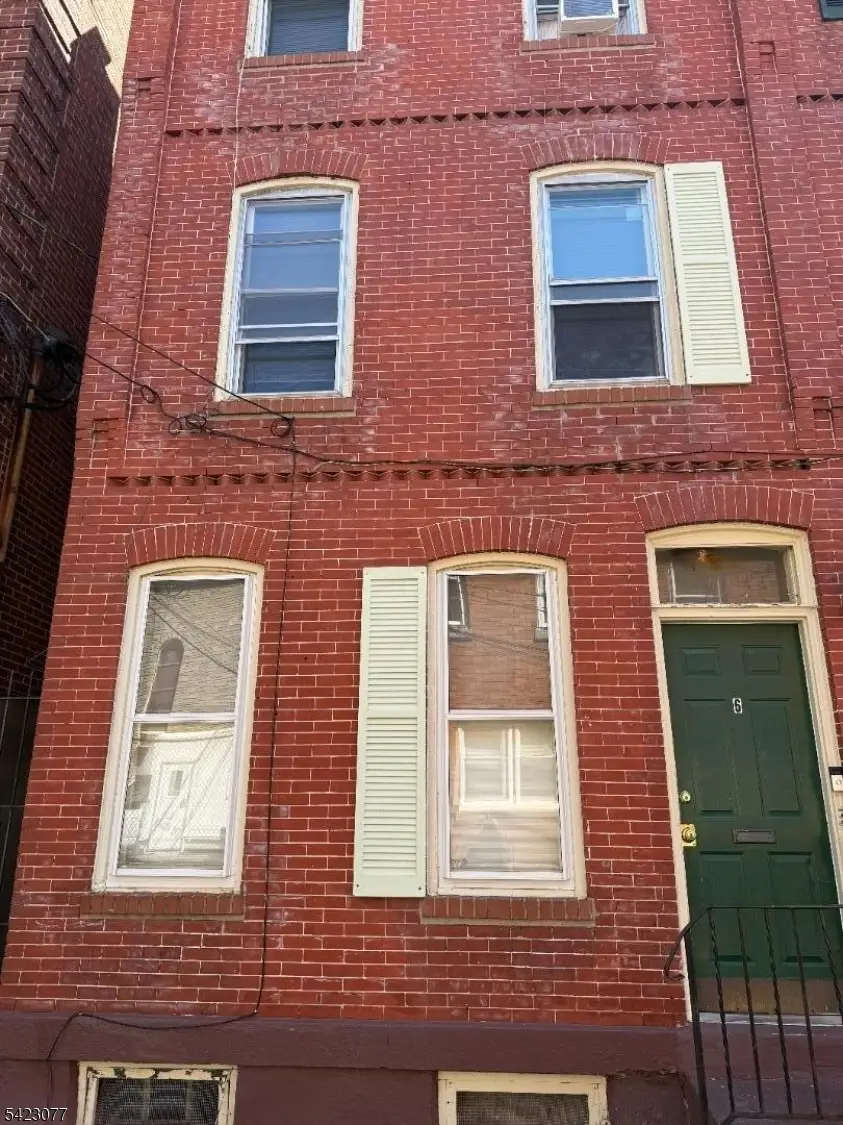 6 Peace St, Trenton, NJ 08608 - #1
