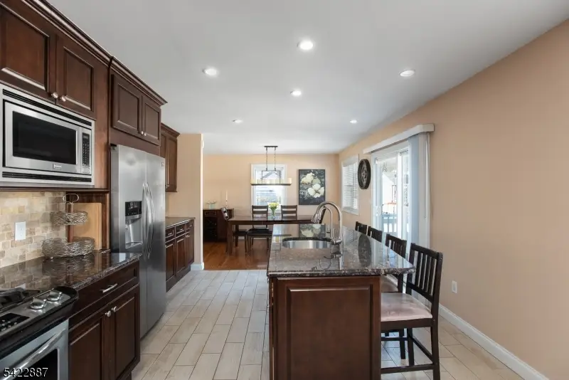 22 Andrew St, Dunellen, NJ 08812 - #3