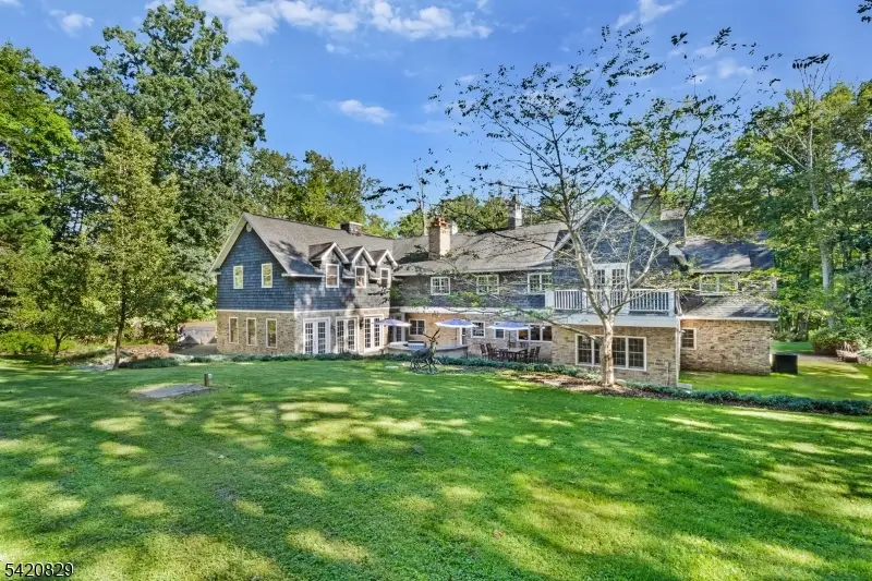 3 Laurel Ln, Chester, NJ 07930 - #2