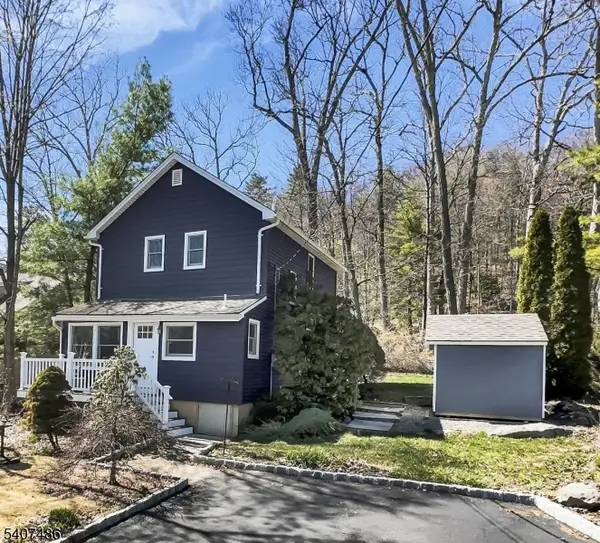 7 Shadowy Ln, West Milford Twp., NJ 07480
