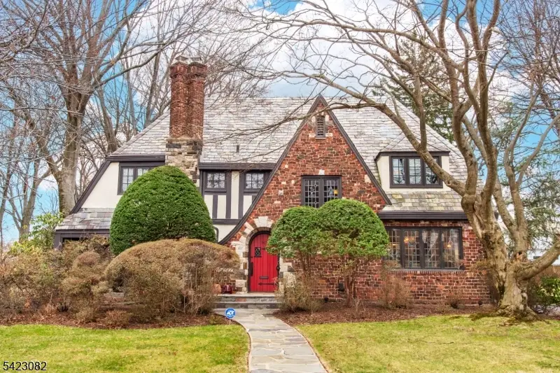 917 Westminster Ave, Hillside, NJ 07205 - #1