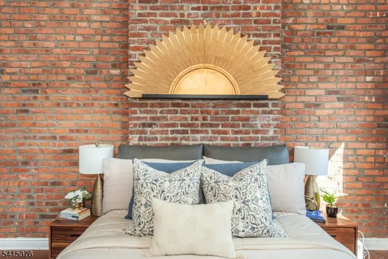 352 7th St #6, Jersey City, NJ 07302 - #3