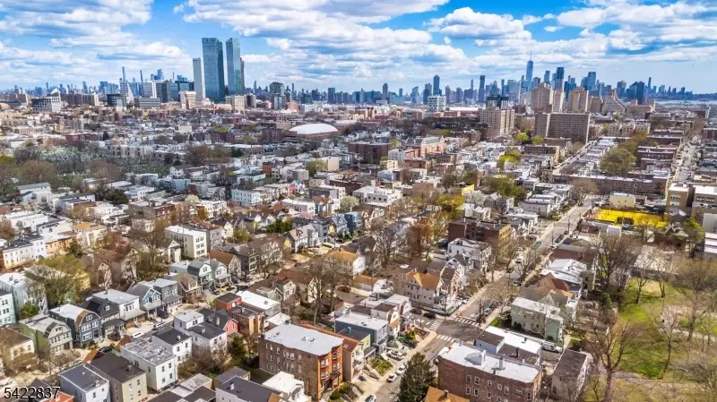 66 Gautier Ave #3R, Jersey City, NJ 07306 - #2