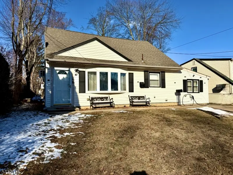 41 Pinetree Dr, Parlin, NJ 08859 - #1