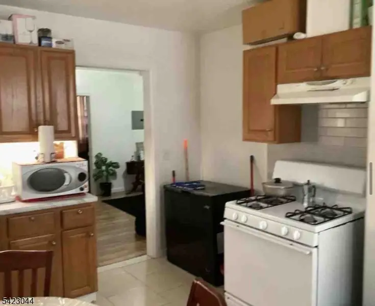 453 Fulton St, Elizabeth, NJ 07206 - #3