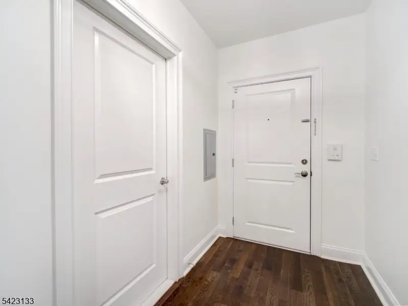 90 Clinton Ave #204, Newark, NJ 07114 - #1