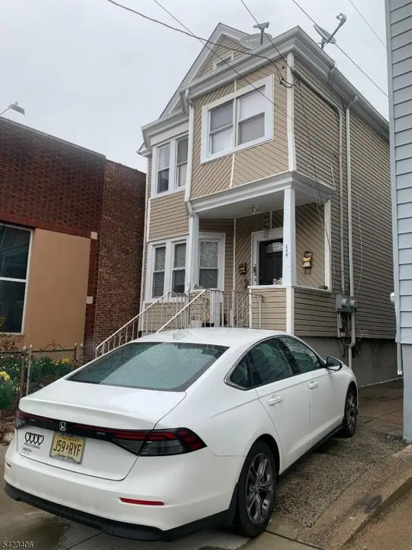 330 River Dr #2, Garfield City, NJ 07026