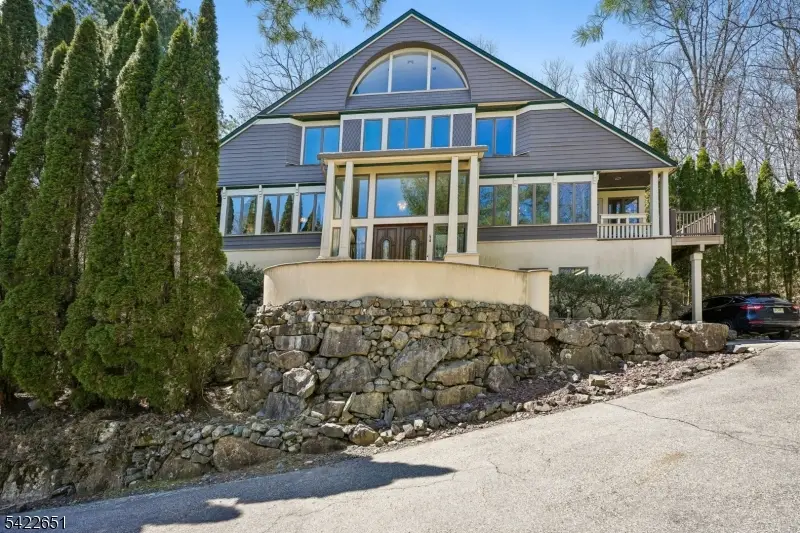 54 Upper High Crest Drive, Macopin, NJ 07480 - #1