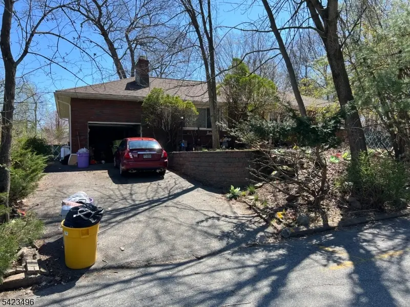 194 Lincoln Ave, Little Falls, NJ 07424 - #2