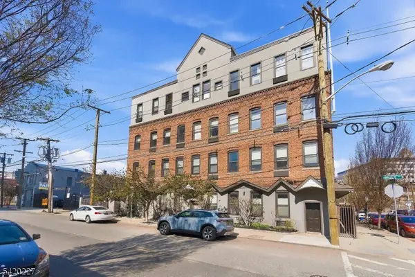 39-45 Bruen St #4, Newark City, NJ 07105