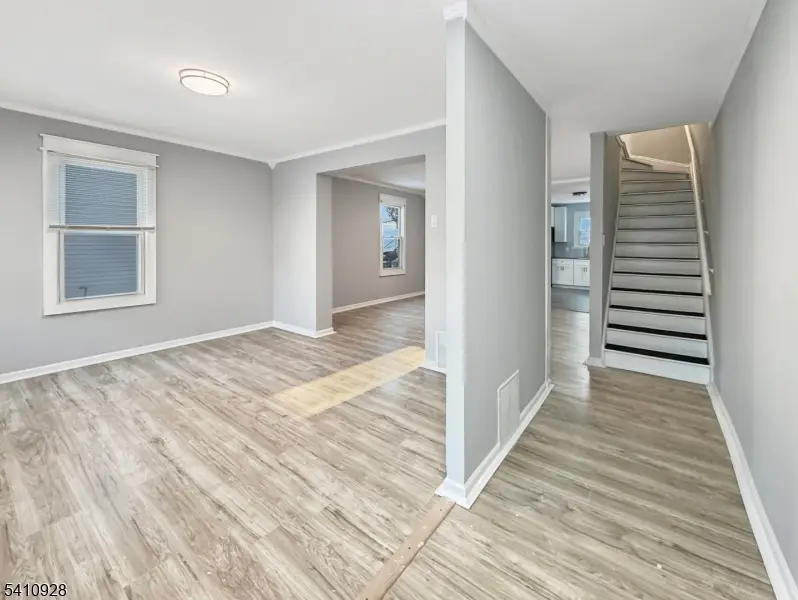 564 Warren St, Phillipsburg, NJ 08865 - #2