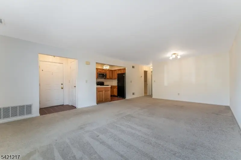 65 Westchester Ter, Clinton, NJ 08801 - #2