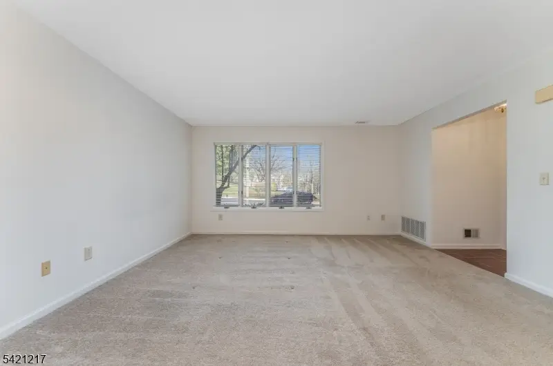 65 Westchester Ter, Clinton, NJ 08801 - #3