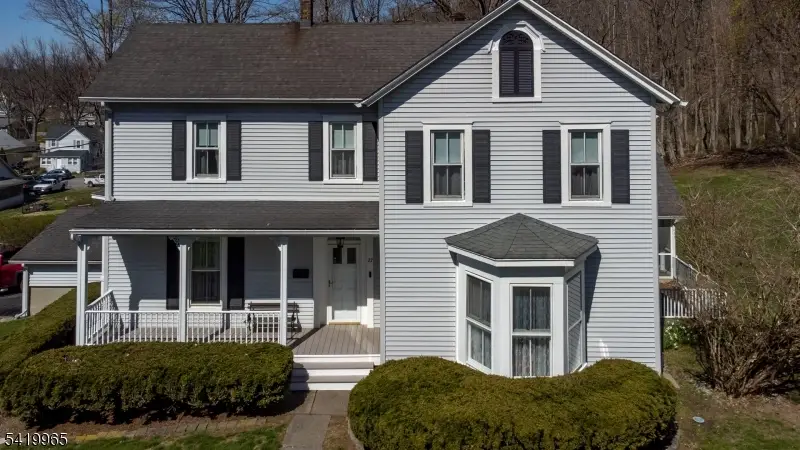 27 Edison Ave, Ogdensburg, NJ 07439 - #1