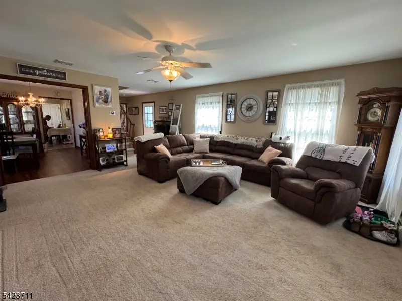 33 Woodsedge Ave, Mount Olive, NJ 07828 - #3