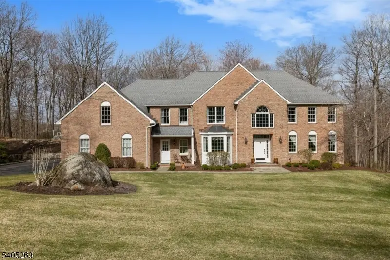 4 New Star Ridge Rd, Sparta, NJ 07871 - #1