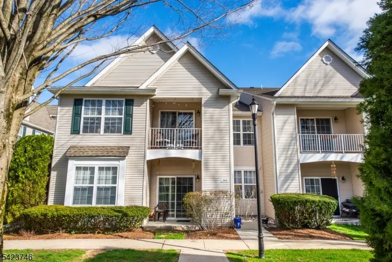 366 Cambridge Dr, Butler, NJ 07405 - #1