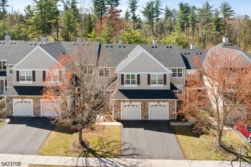 8 Scarlet Oak Dr, Montgomery, NJ 08540 - #3