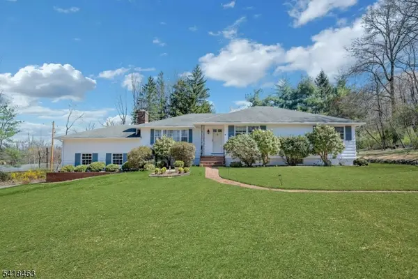 55 Carlton Rd, Long Hill Twp., NJ 07946