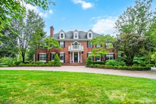 11 Baltusrol Way, Bernards Twp., NJ 07931