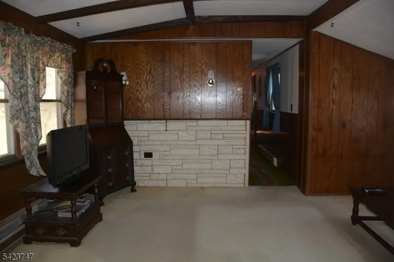 10 Watergate Dr, High Bridge, NJ 08829 - #3