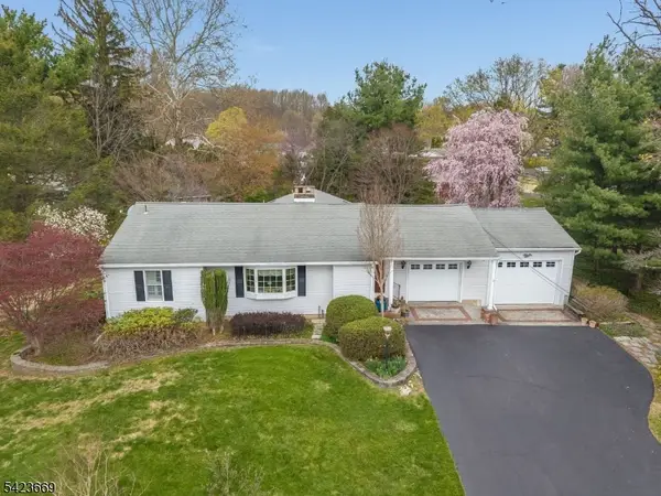 5 Abrams Rd, Holland Twp., NJ 08848