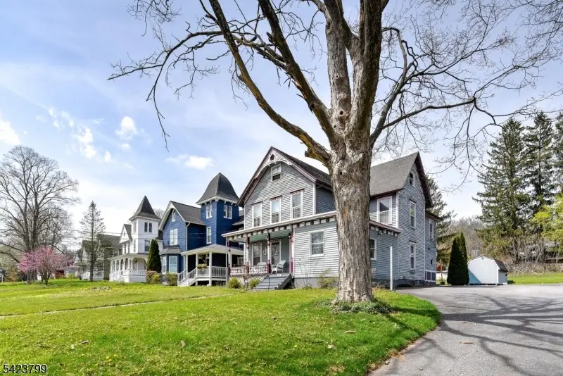 82 Newton Ave, Sussex, NJ 07461 - #1