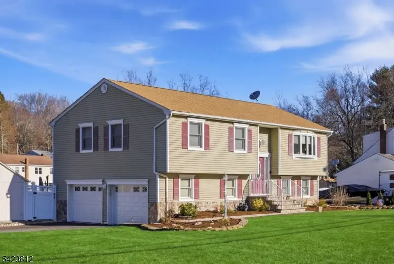 20 Meadow Ln, Beattystown, NJ 07840 - #1