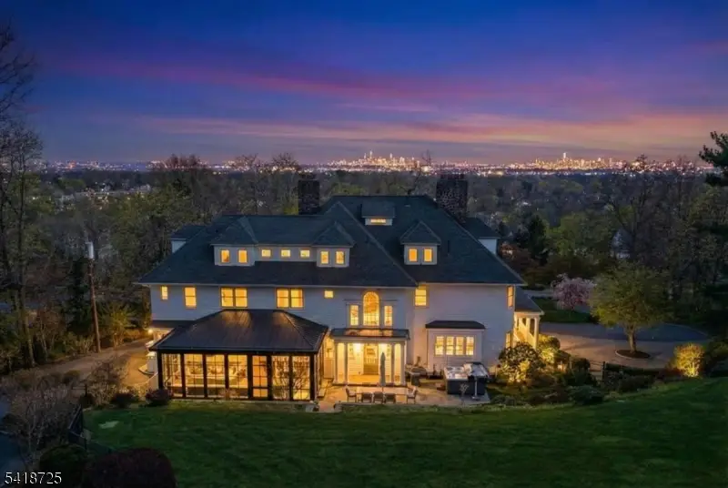 270 Up Mountain Avenue, Montclair, NJ 07043 - #3