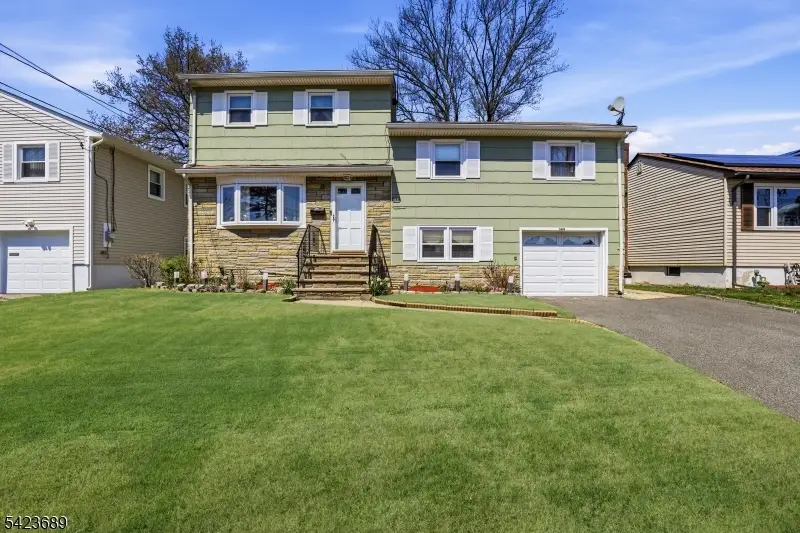 584 Lehigh Ave, Union, NJ 07083 - #1