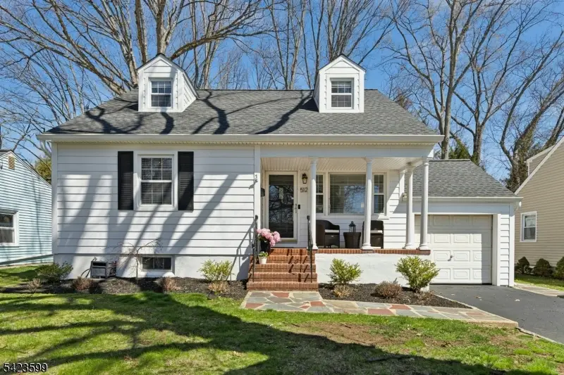 512 Gallows Hill Rd, Cranford, NJ 07016 - #1
