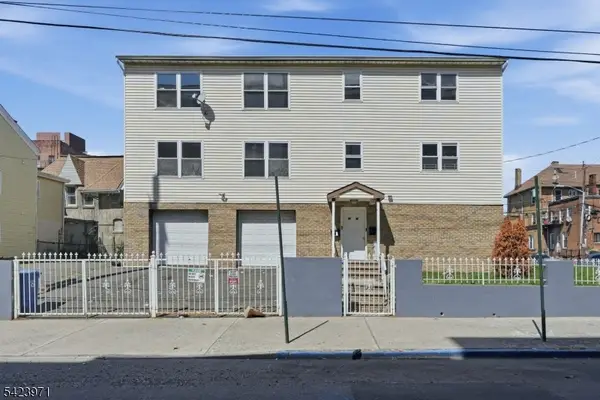 172-174 Carroll St, Paterson City, NJ 07501