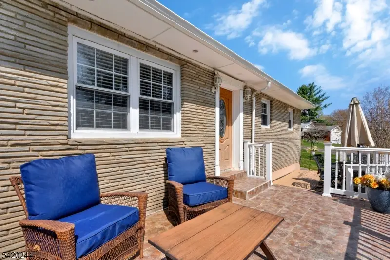 123 Thatchers Hill Rd, Raritan, NJ 08822 - #1