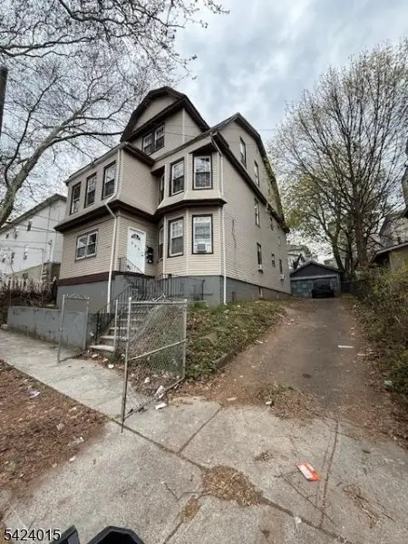 672-674 Irvine Turner Blvd, Newark, NJ 07112 - #1
