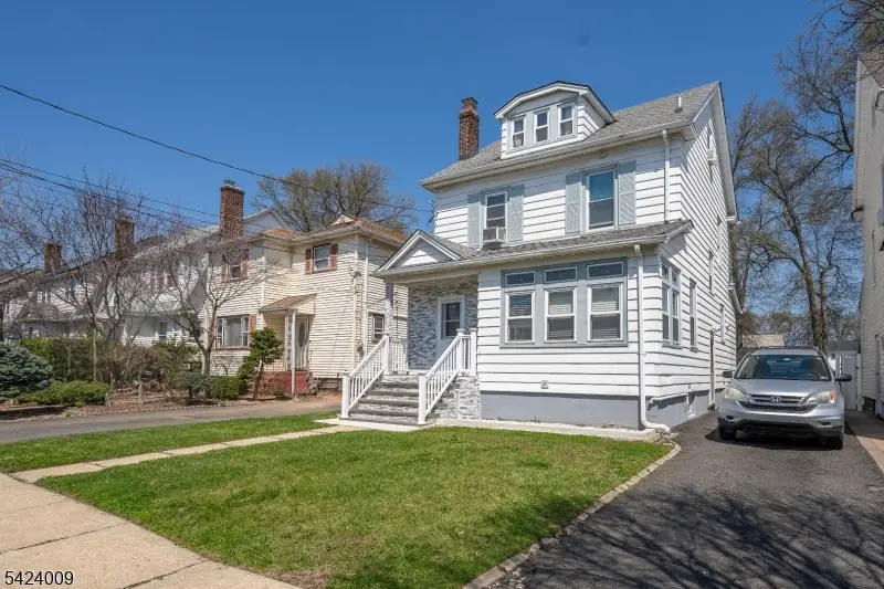 15 Melrose Ter, Elizabeth, NJ 07208 - #1