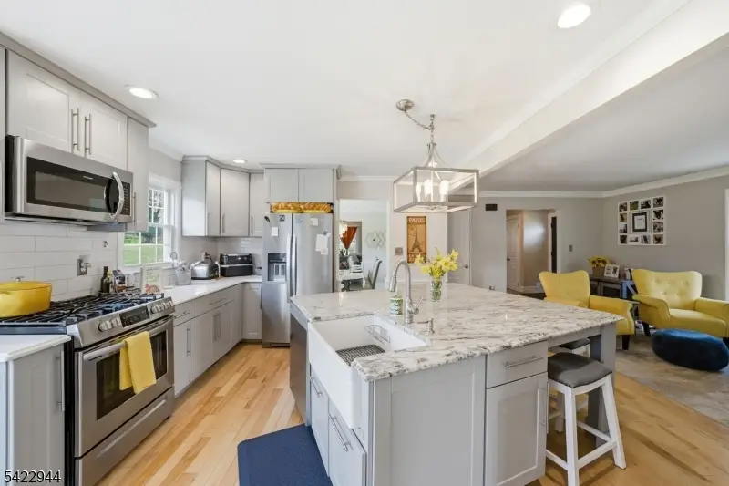 52 Country Squire Way, Branchburg, NJ 08876 - #3