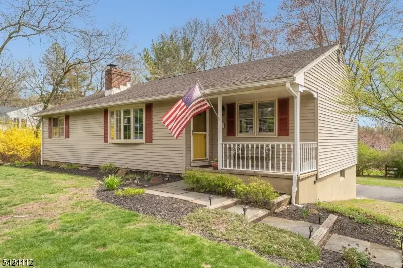 7 Rupells Rd, Clinton, NJ 08809 - #1