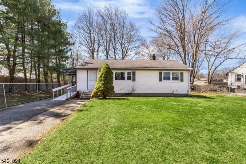 191 Lindley Ct, Andover, NJ 07821 - #1