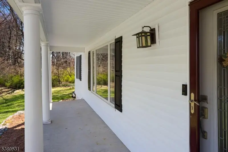 60 W Springtown Rd, Washington, NJ 07853 - #3