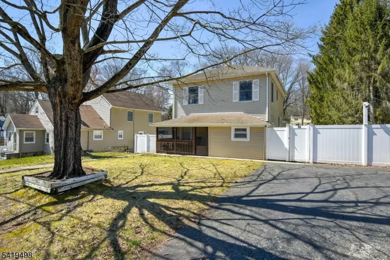 36 Decker Ave, Butler, NJ 07405 - #1