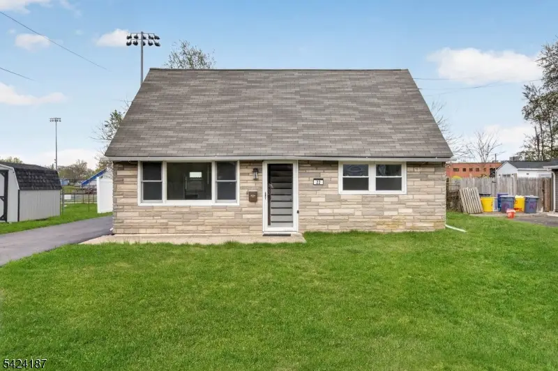 22 Farrell Ave, Ewing, NJ 08618 - #2
