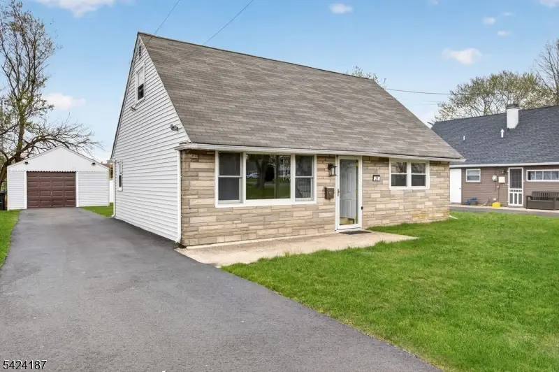 22 Farrell Ave, Ewing, NJ 08618 - #3