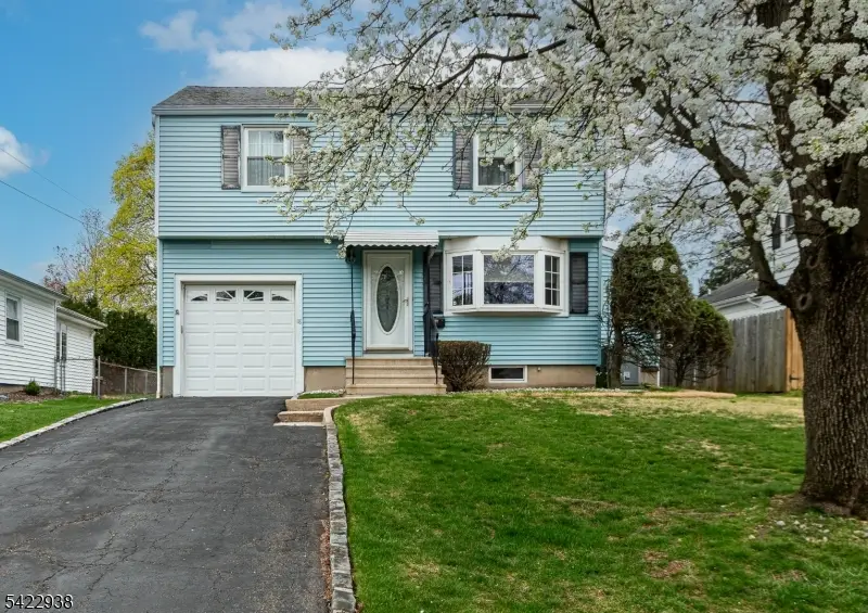 18 Highfield Lane, Cedar Grove, NJ 07006 - #1