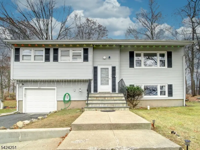 221 Chincopee Ave, Hopatcong, NJ 07843 - #1